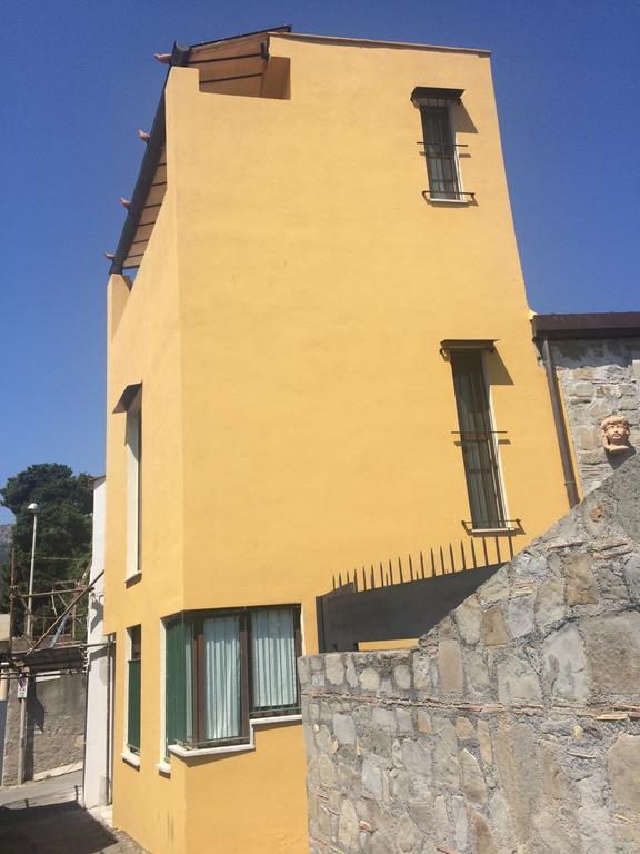 Torre Dei Pirati Villa Letojanni Buitenkant foto